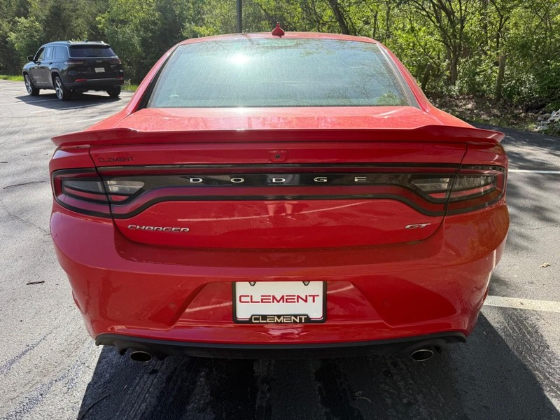 Dodge Charger Vehicle Image 09