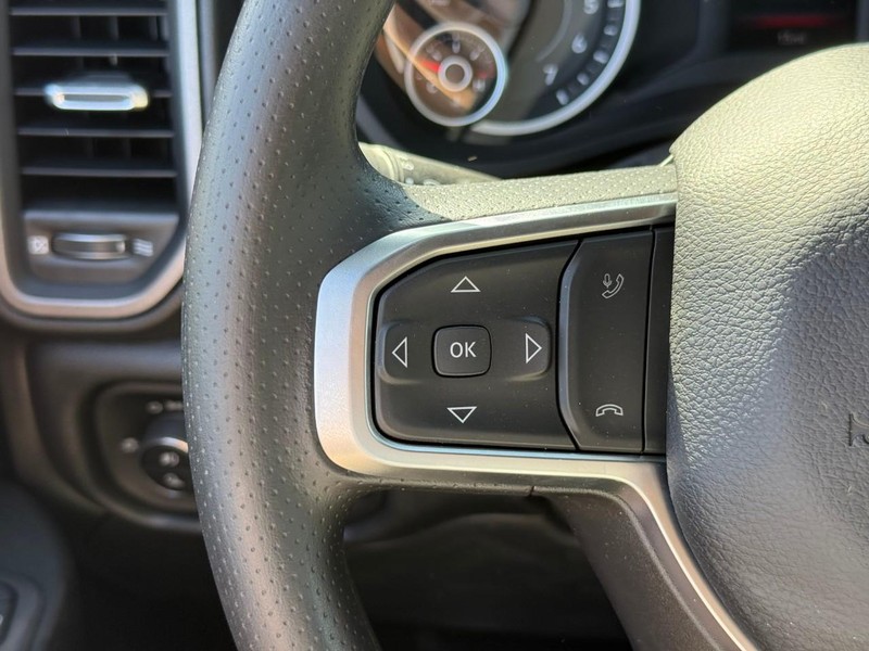 Ram 2500 Vehicle Image 16