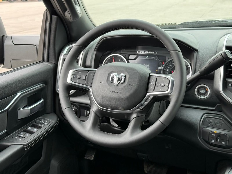 Ram 2500 Vehicle Image 09