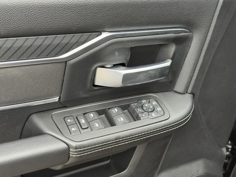 Ram 2500 Vehicle Image 13