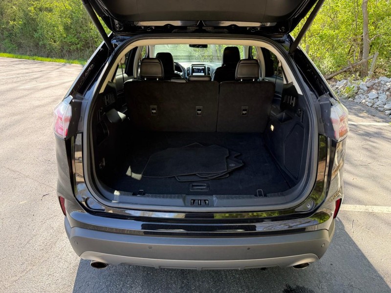Ford Edge Vehicle Image 08