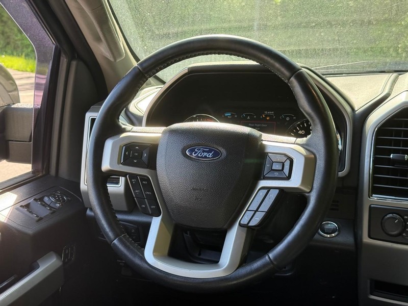 Ford F-150 Vehicle Image 17