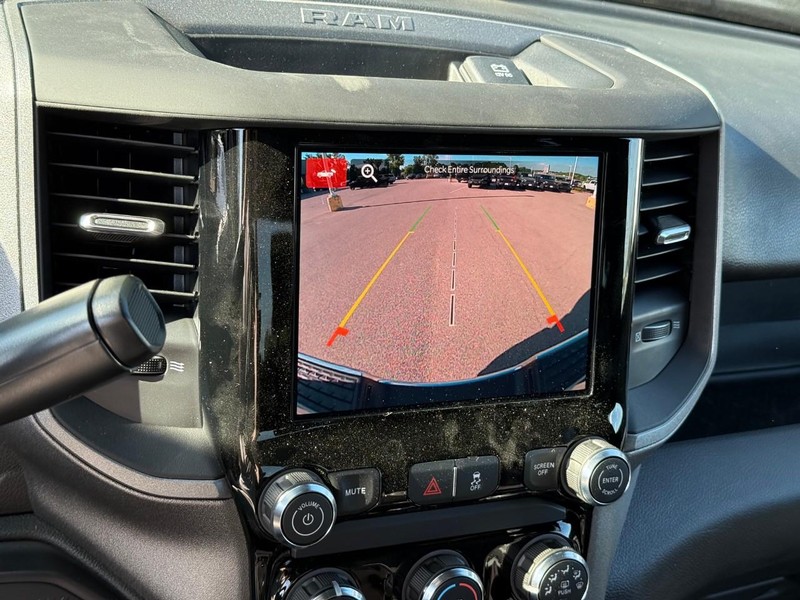 Ram 2500 Vehicle Image 18