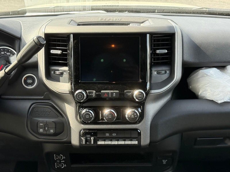 Ram 2500 Vehicle Image 11