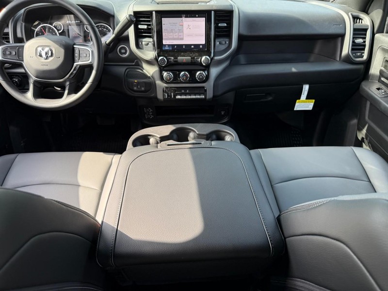 Ram 2500 Vehicle Image 08
