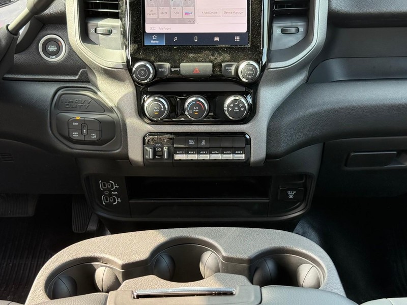 Ram 2500 Vehicle Image 12