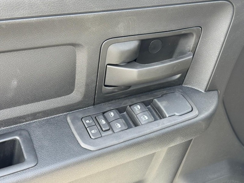 Ram 2500 Vehicle Image 13