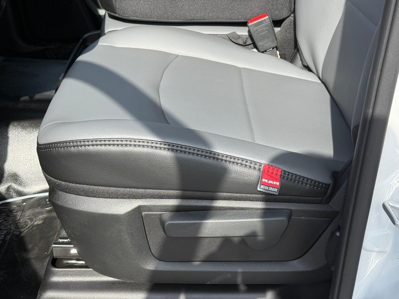 Ram 2500 Vehicle Image 14