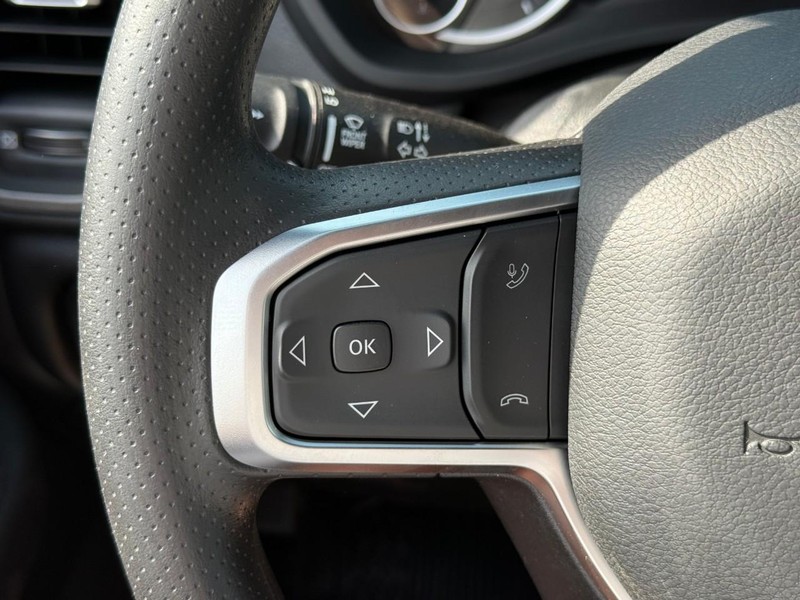 Ram 2500 Vehicle Image 15