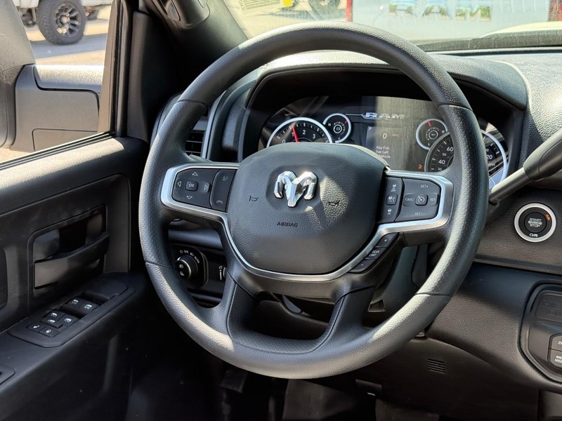 Ram 2500 Vehicle Image 11