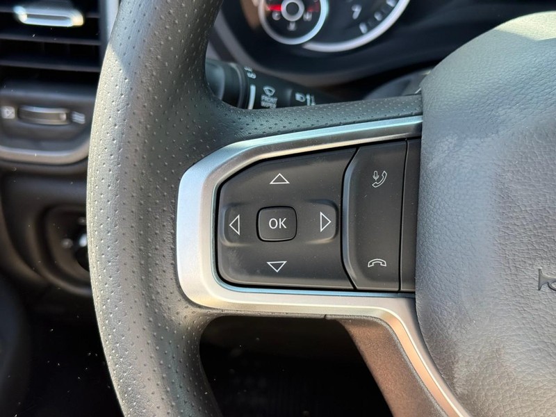 Ram 2500 Vehicle Image 15
