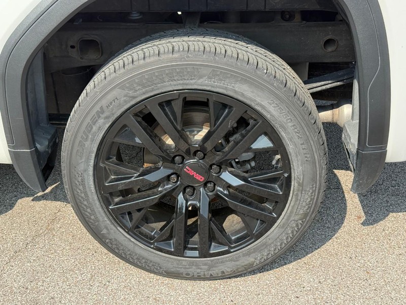GMC Sierra 1500 Vehicle Image 05