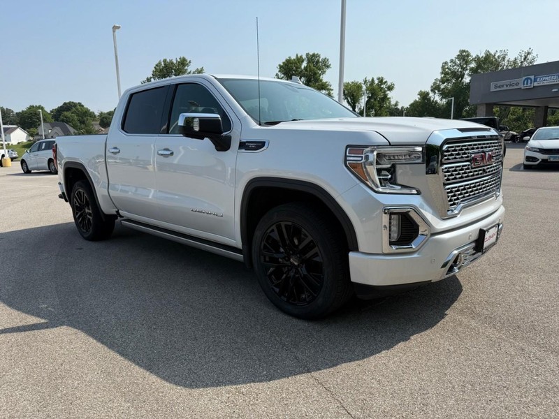 GMC Sierra 1500 Vehicle Image 11