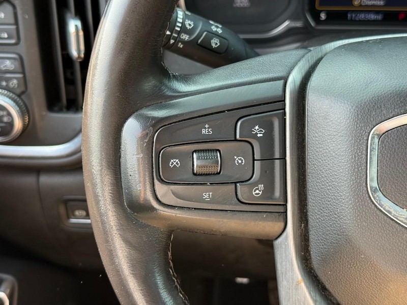 GMC Sierra 1500 Vehicle Image 17