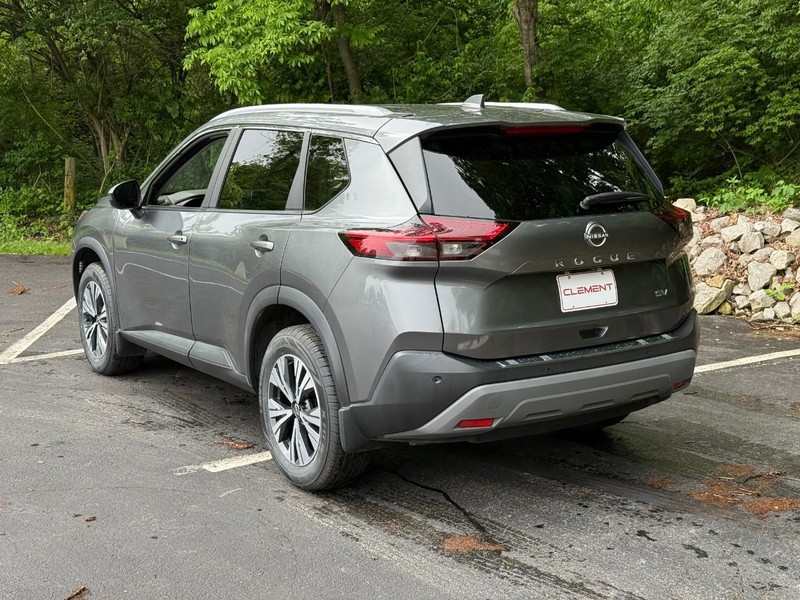 Nissan Rogue Vehicle Image 04