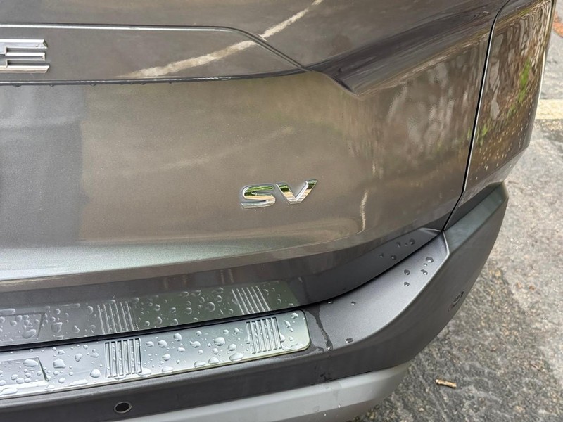 Nissan Rogue Vehicle Image 07