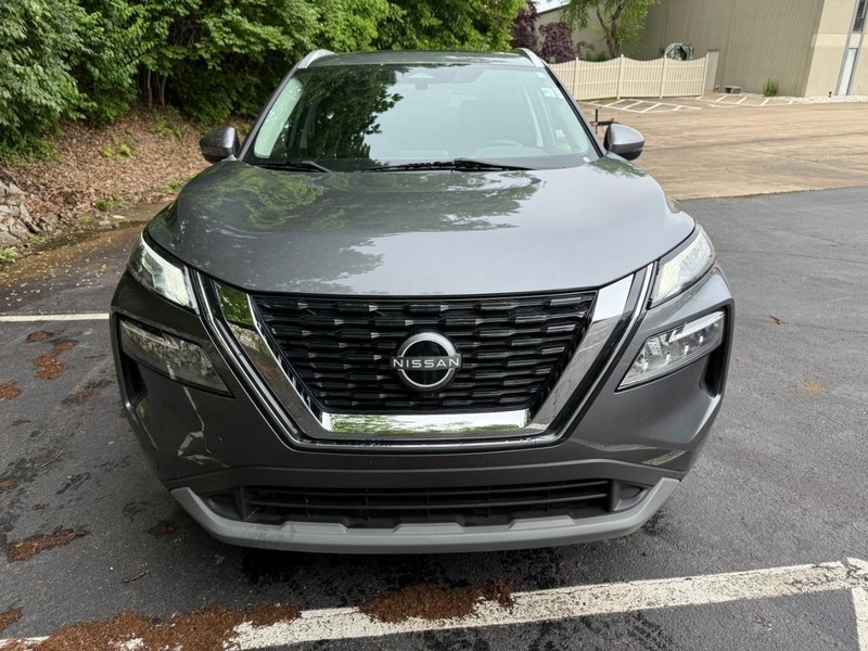 Nissan Rogue Vehicle Image 13