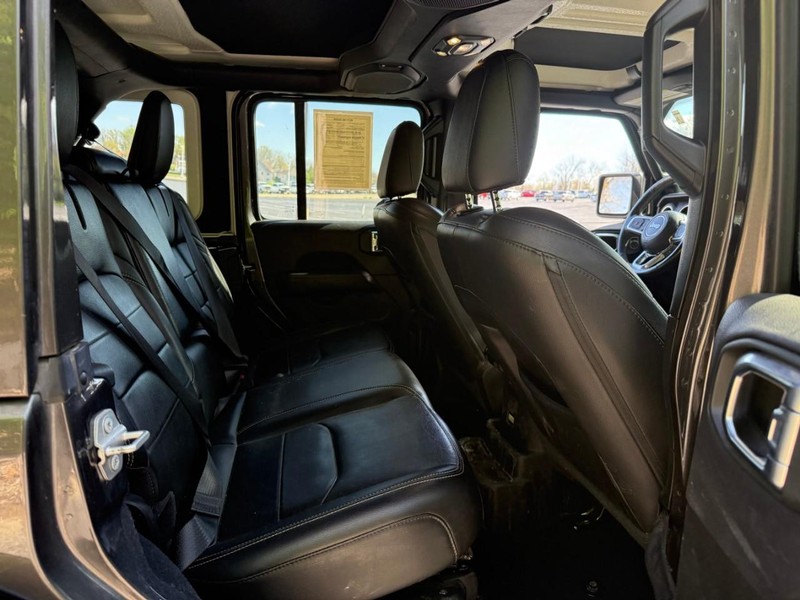 Jeep Wrangler 4xe Vehicle Image 11