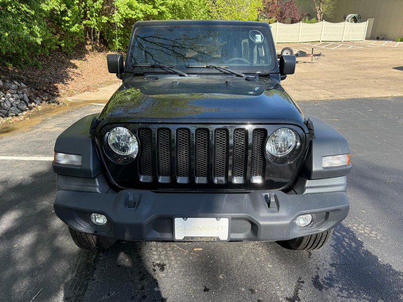 Jeep Wrangler Vehicle Image 12