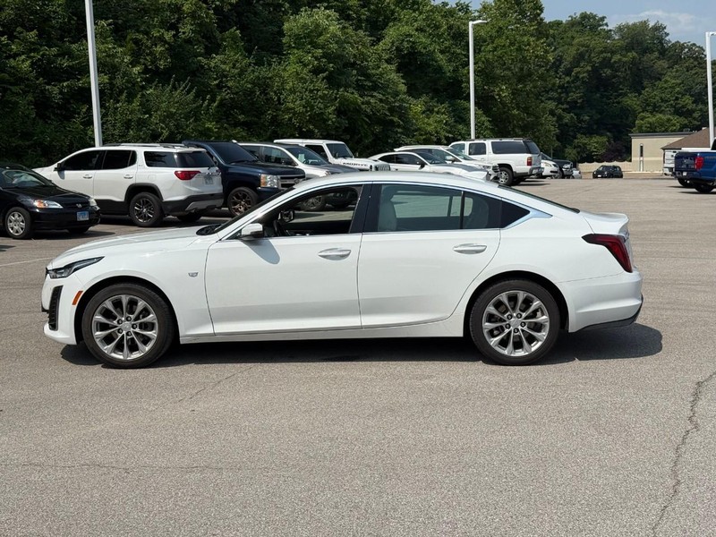 Cadillac CT5 Vehicle Image 03