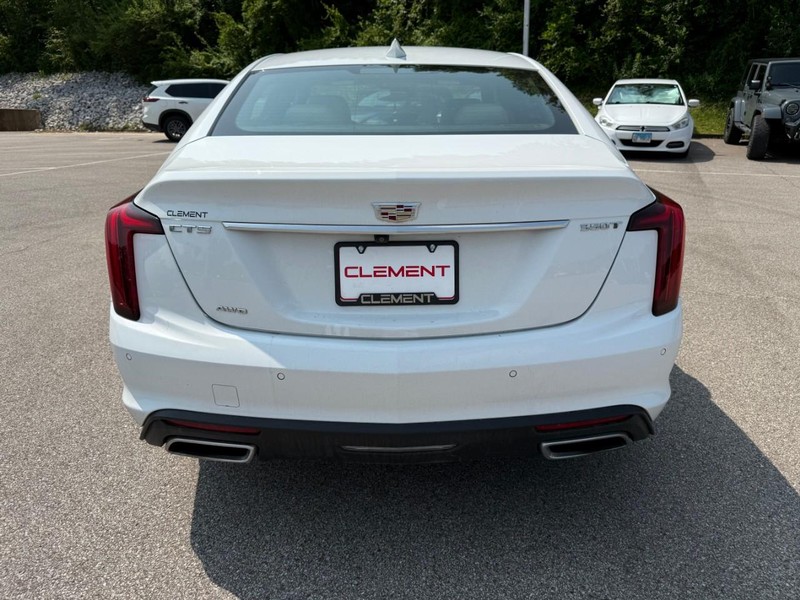 Cadillac CT5 Vehicle Image 08