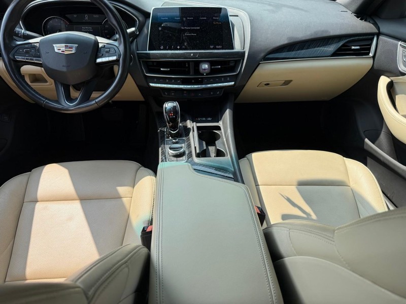 Cadillac CT5 Vehicle Image 14