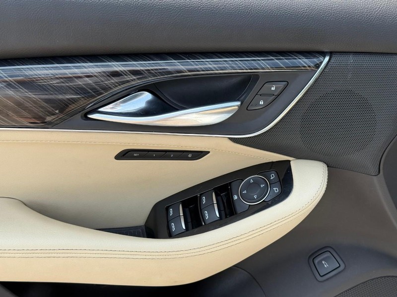 Cadillac CT5 Vehicle Image 18
