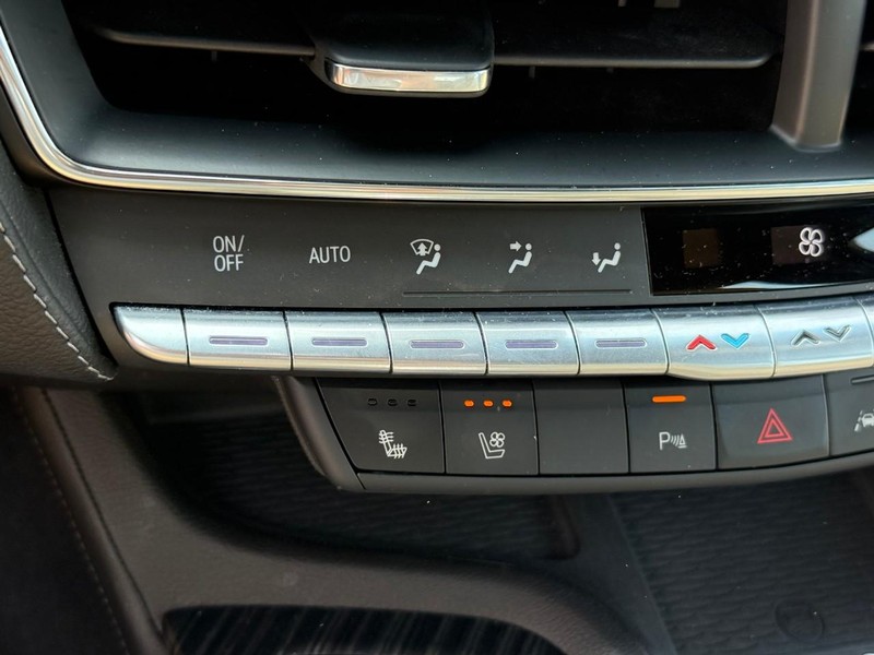 Cadillac CT5 Vehicle Image 23