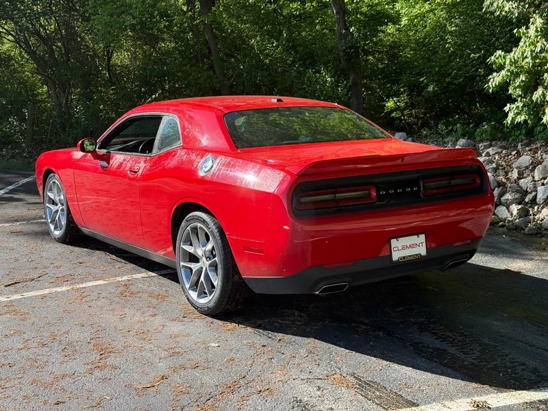 Dodge Challenger Vehicle Image 04