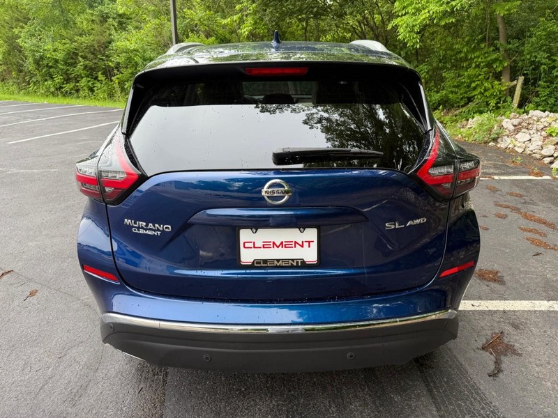 Nissan Murano Vehicle Image 09
