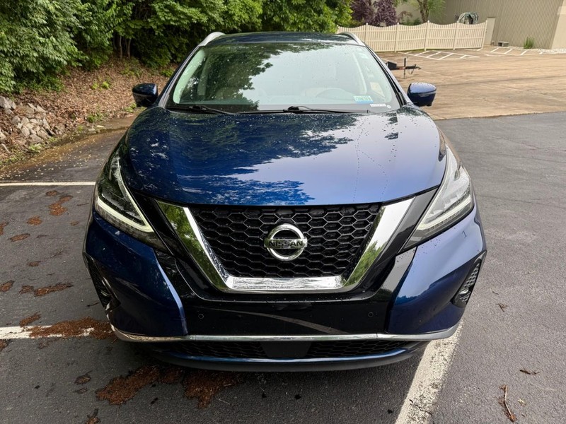 Nissan Murano Vehicle Image 13