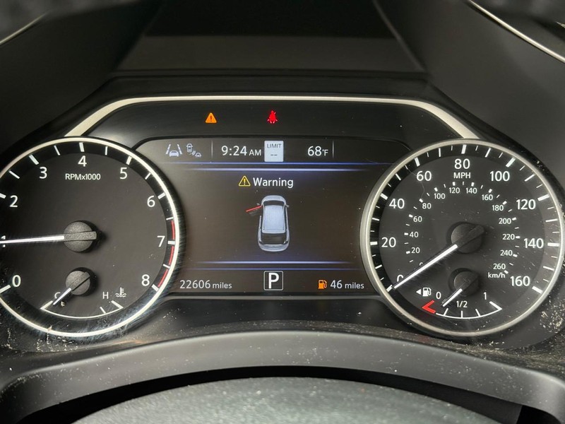 Nissan Murano Vehicle Image 26