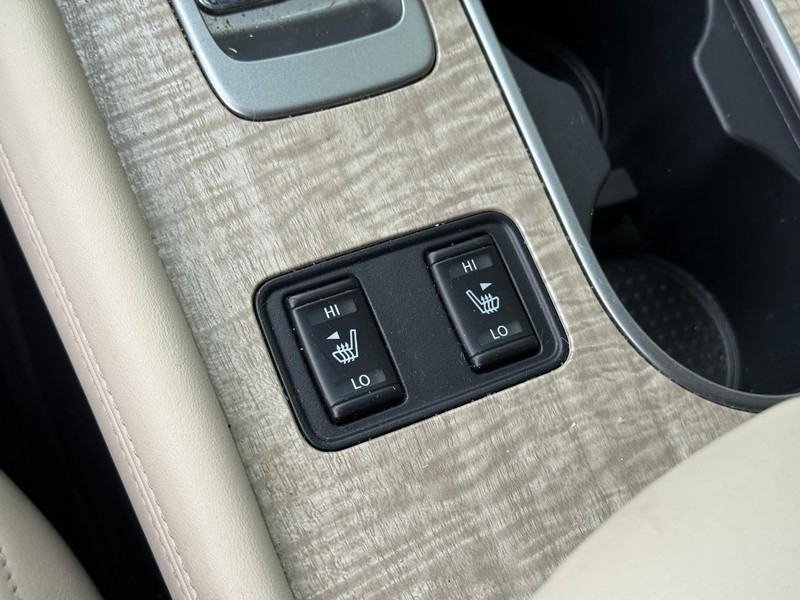 Nissan Murano Vehicle Image 27