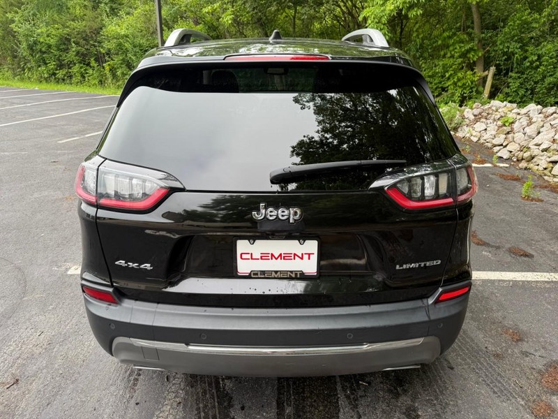 Jeep Cherokee Vehicle Image 09