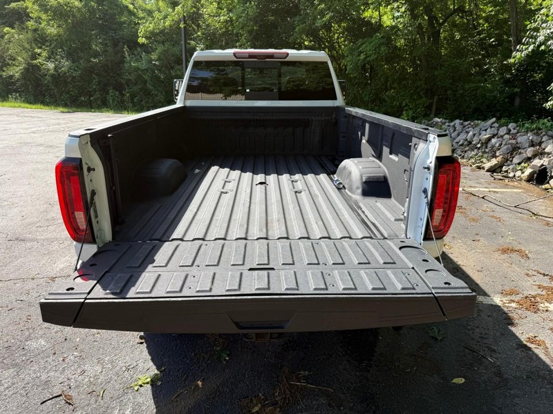 GMC Sierra 3500HD Vehicle Image 07