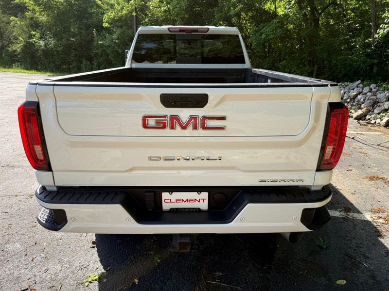 GMC Sierra 3500HD Vehicle Image 08