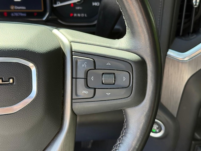 GMC Sierra 3500HD Vehicle Image 24