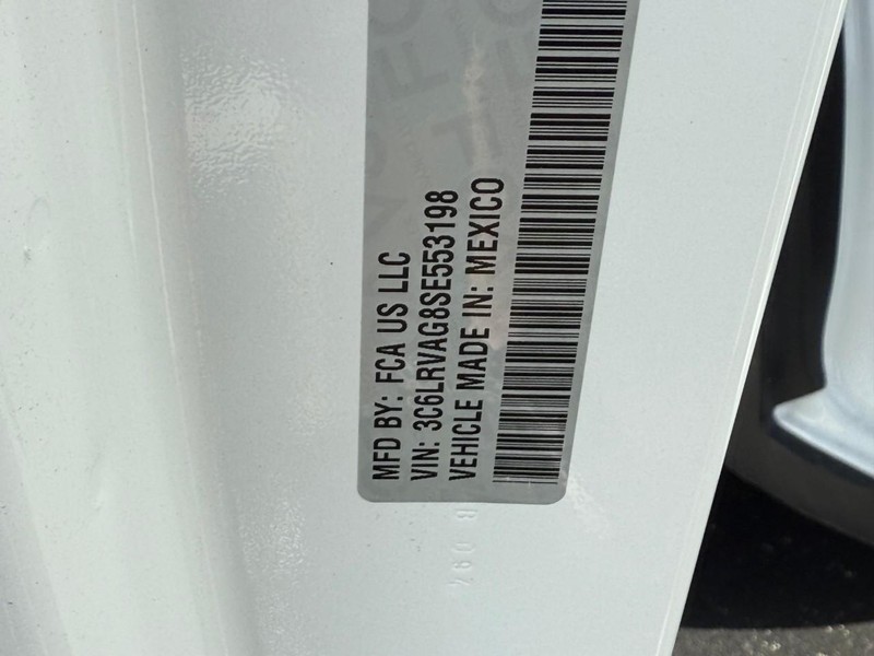 Ram ProMaster Cargo Van Vehicle Image 13