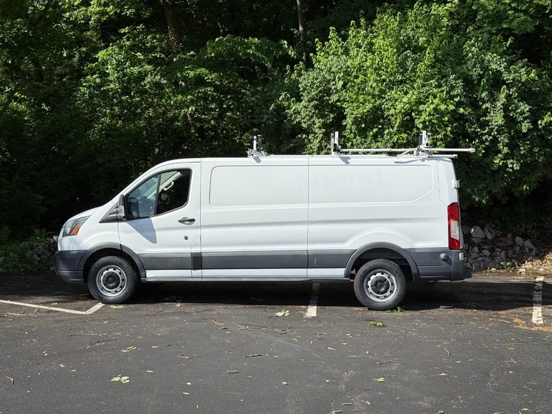 Ford Transit Cargo Van Vehicle Image 03