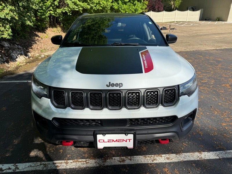 Jeep Compass Vehicle Image 13