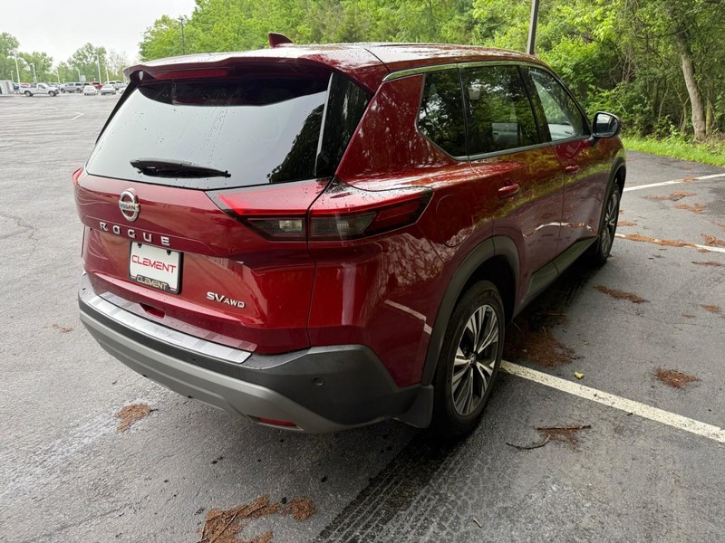 Nissan Rogue Vehicle Image 11