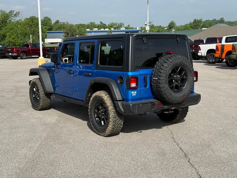 Jeep Wrangler Vehicle Image 04