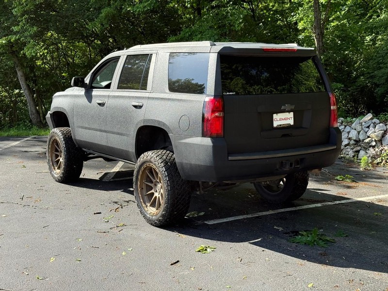 Chevrolet Tahoe Vehicle Image 04