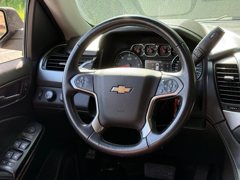 Chevrolet Tahoe Vehicle Image 15