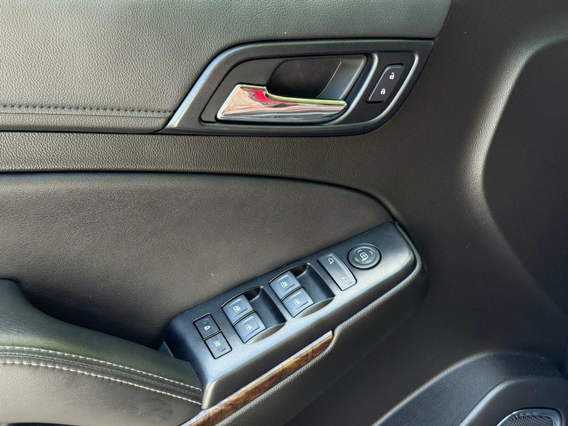 Chevrolet Tahoe Vehicle Image 18