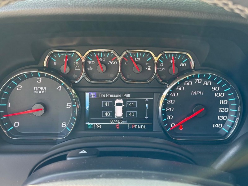 Chevrolet Tahoe Vehicle Image 23
