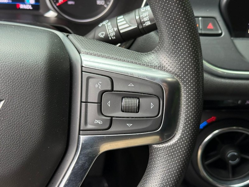 Chevrolet Blazer Vehicle Image 22