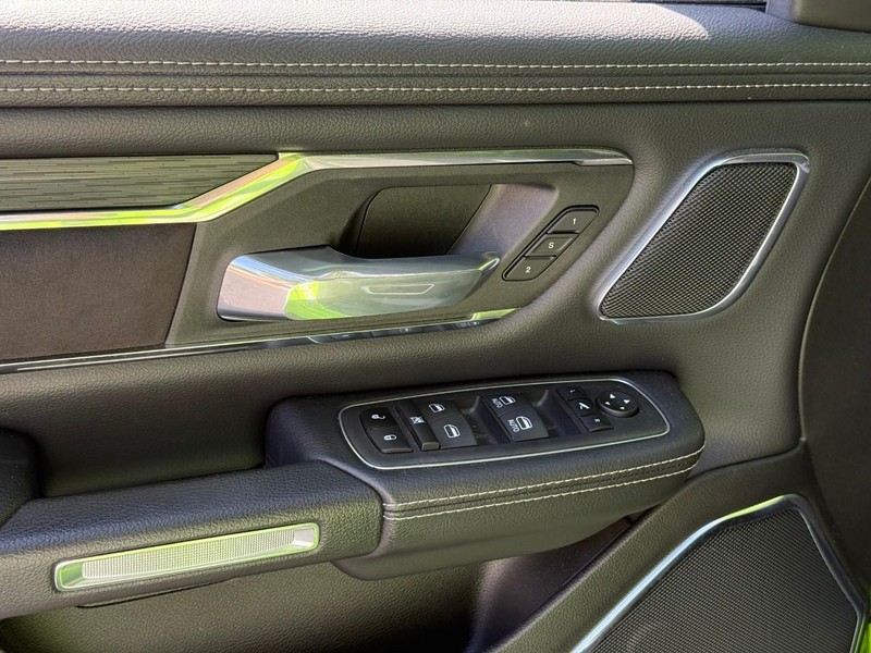 Ram 1500 Vehicle Image 17