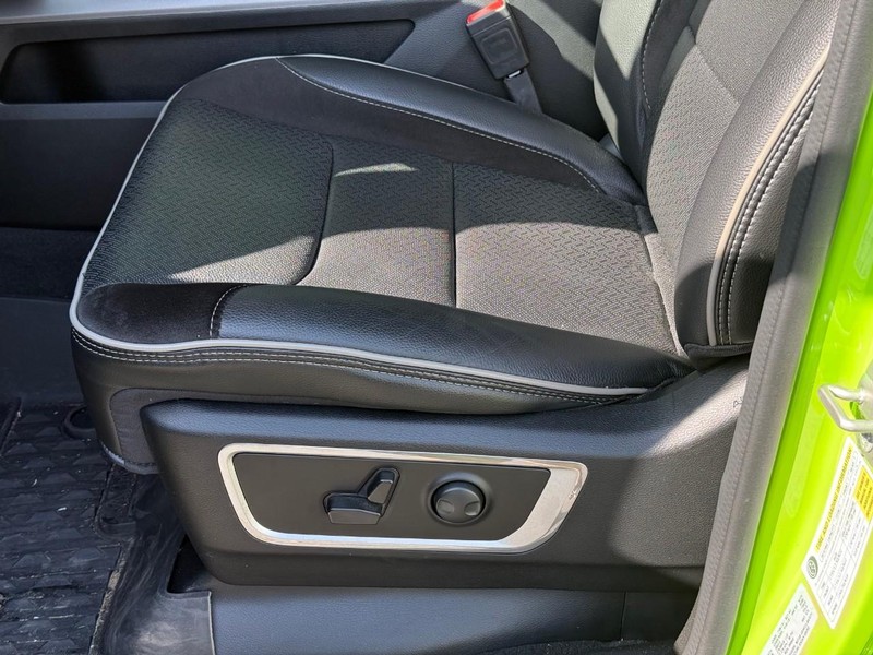 Ram 1500 Vehicle Image 19