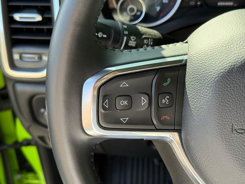 Ram 1500 Vehicle Image 21